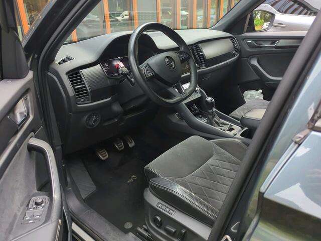 Skoda Kodiaq 1.5 TSI 150pk Sportline Business 7 persoons / Trekhaak 1800kg / Camera / Travel Assist