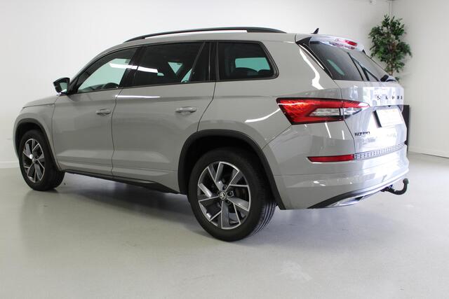 Skoda Kodiaq 1.5 TSI Sportline Business | TREKHAAK | CAMERA | CRUISE | DAB-RADIO | CARPLAY | NAVI | PDC-V/A | LED |