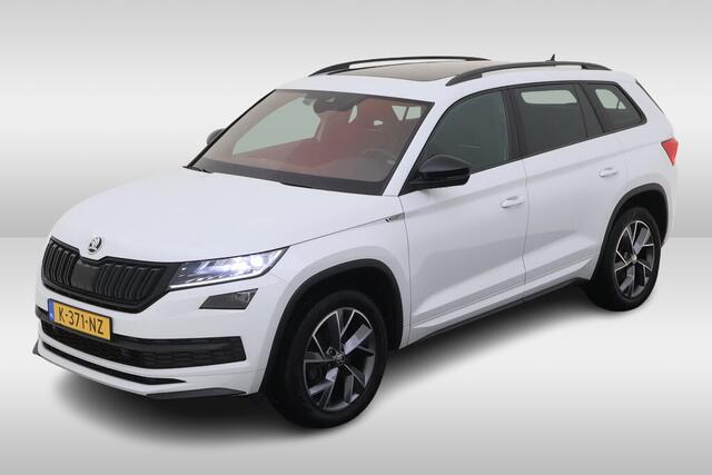 Skoda Kodiaq 1.5 TSI Sportline Business 7p. DSG Automaat Panoramadak / Camera / El. verstelbare stoel / Trekhaak wegklapbaar / LED / Navigatie