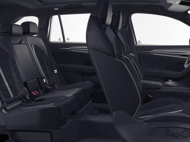 Skoda Kodiaq Sportline Business 1.5 TSI PHEV 150 kW / 204 PK SU V | Panorama dak | Trekhaak | comfort pakket | 4000,- inruilvoordeel!!