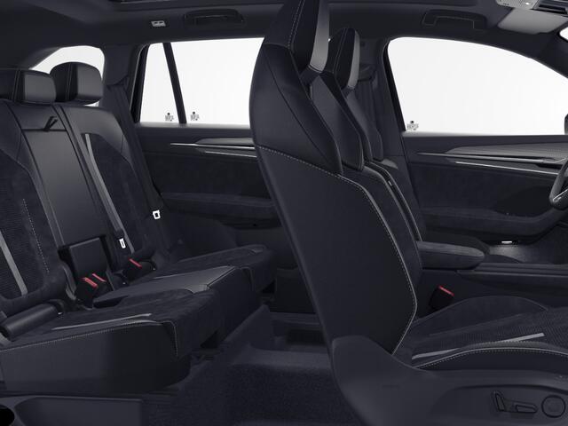 Skoda Kodiaq Sportline Business 1.5 TSI PHEV 150 kW / 204 PK SU V | Panorama dak | Trekhaak wegklapbaar | 4000,- inruilpremie!!