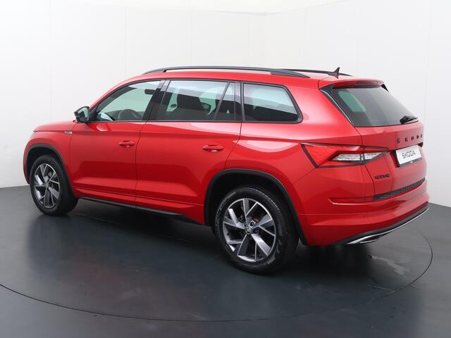 Skoda Kodiaq 1.5 TSI Sportline Business | 150 PK | Automaat | Sportstoelen | Achteruitrijcamera | Stoelverwarming | 19" LMV |