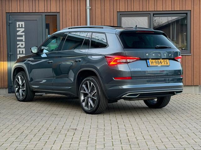 Skoda Kodiaq 2.0 TSI 4X4 Sportline Pano Acc Stoelverw. Trekhaak N.A.P.