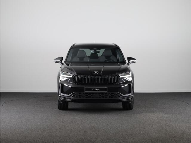 Skoda Kodiaq Sportline Business 1.5 TSI 204pk PHEV DSG | Trekhaak | Panoramadak | Light & View | Winter pakket | Elek. stoel | Adaptive Cruise | Blind Spot |
