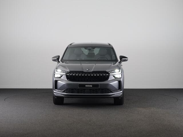 Skoda Kodiaq 1.5 TSI PHEV Sportline Business 204pk | Trekhaak | Blind Spot | Adaptive Cruise | Stoelverwarming | Camera | Light & View