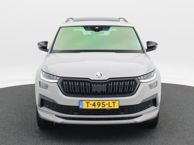 Skoda Kodiaq 1.5 TSi 150 Pk Automaat Sportline Business 7 Pers | Adaptive Cruise | Panoramadak | Navigatie | Climate Control | Stoelverwarming | Trekhaak | 86.216 Km!!