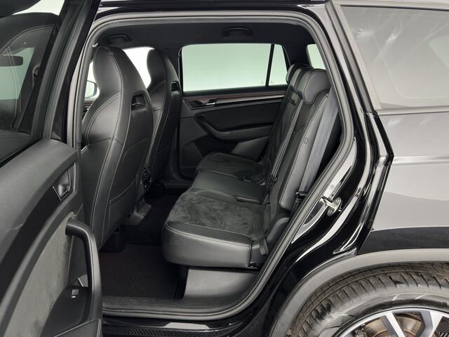 Skoda Kodiaq 1.5 TSI Sportline Business [ 7-Pers. ] (INCL.BTW) Aut. *LEATHER-MICROFIBRE | FULL-LED | ADAPTIVE-CRUISE | MEMORY-PACK | DIGI-COCKPIT | NAVI-FULLMAP | CAMERA | DAB+ | AMBIENT-LIGHT | KEYLESS | CARPLAY | 20''ALU | TOWBAR*