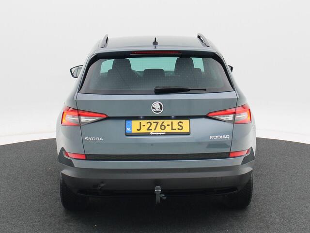 Skoda Kodiaq 1.5 TSi 150 Pk Automaat Business Edition 7-Pers. | Matrix LED | Navigatie | Keyless | Stoelverwarming | Parkeersensoren | 18 Inch | Trekhaak | 70.728 Km!!