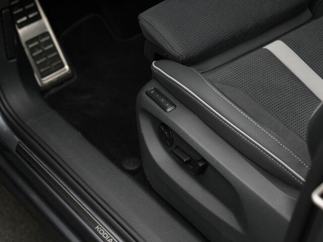 Skoda Kodiaq 1.5 TSI iV 204 pk DSG Sportline Business | Panoramadak | Geheugenstoelen | Adaptief onderstel | Head-up display | Canton | 360 camera | Matrix LED | Stuur-/achterbankverwarming