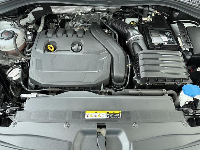 Skoda Kodiaq 1.5 TSI Sportline Business Panorama Dak | Camera | Stoelverwarming | NL Auto