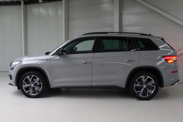 Skoda Kodiaq 1.5 TSI Sportline Business 7p. Navigatie | Panoramadak | Trekhaak | El. stoelverstelling | Camera