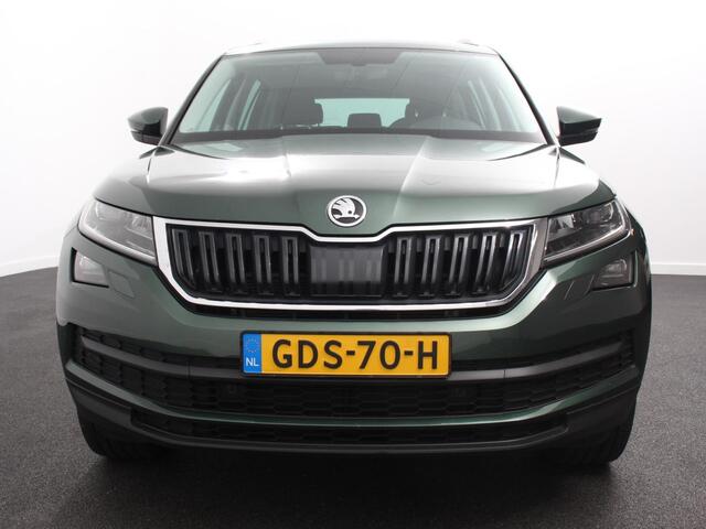 Skoda Kodiaq 1.5 TSI 150pk DSG Style 7p. | Navigatie | Apple Carplay/Android Auto | Adaptive Cruise Control | Parkeersensor achter | Stoel- en stuurverwarming | Ledverlichting | Getinte ramen | Climate Control Prijs Incl. BOVAG Garantie