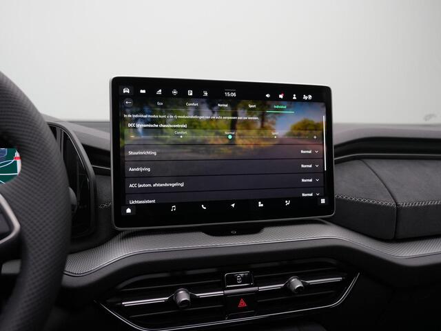 Skoda Kodiaq 1.5 TSI iV 204 pk DSG Sportline | Panoramadak | Geheugenstoelen | Adaptief onderstel | Head-up display | Canton | 360 camera | Matrix LED | Stuur-/achterbankverwarming