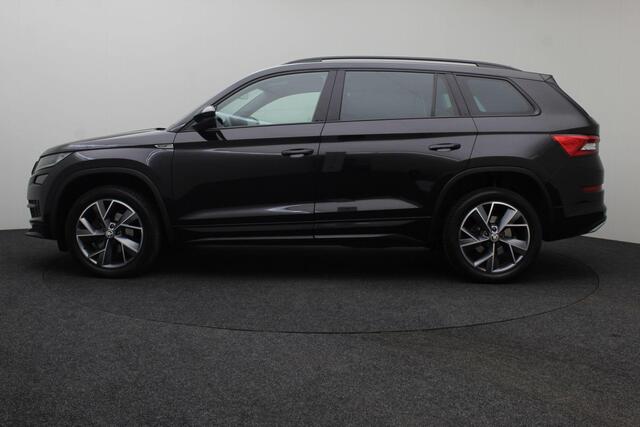 Skoda Kodiaq 1.5 TSI Business Edition Plus 2019 Carplay | Camera | Memory | Trekhaak | Navigatie | Alcantara leder | Climatecontrol | Adaptive cruise control | Stoelverwarming | Voorruitverwarming | Licht en regensensor |