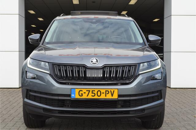 Skoda Kodiaq 1.5 TSI Autom. Sfeerverl. Pano | Trekhaak 1800KG | Leer / Alcantara | CANTON | a.Camera | Carplay | DAB | Stoelverwarming