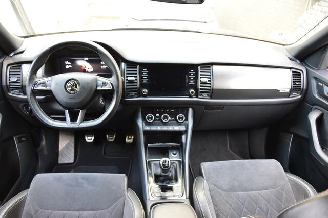 Skoda Kodiaq 1.5 TSI 150PK Sportline Business | BOVAG Garantie | Org. NL | Trekhaak | Virtual Cockpit | 19'' Velgen | Camera | Elektrisch Verstelbare Kofferklep | Carplay | Elektrische Bestuurdersstoel |