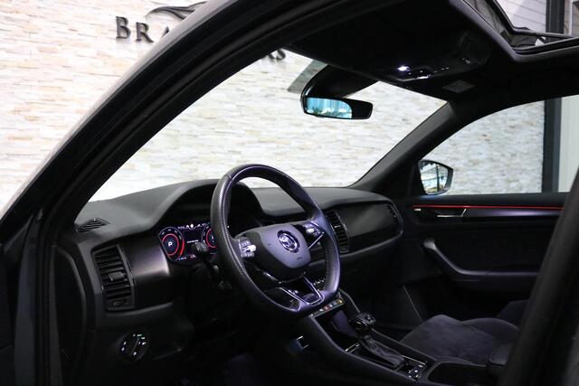 Skoda Kodiaq 1.5 TSI Sportline Business | Panoramadak | Virtual Cockpit | Camera | CANTON | ACC | Carplay | Electr. Stoel | Dodehoeksensoren | ORIG NL | Vol opties |