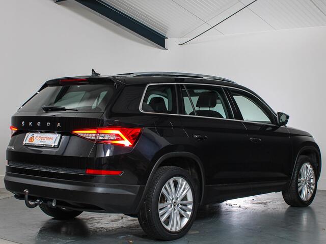 Skoda Kodiaq 1.5 TSI Business Edition 7-Persoons Trekhaak, Panoramadak, Camera, LED, Apple CarPlay/Android Auto