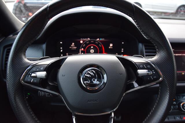 Skoda Kodiaq 1.5 TSI 150PK DSG Automaat Sportline Business | Org. NL | BOVAG Garantie | Trekhaak | Comfort pakket (adaptive cruise control met front assist, verwarmbare voorstoelen) | Panoramadak | Parkeer camera | Virtual dashboard | Stoelverwarming