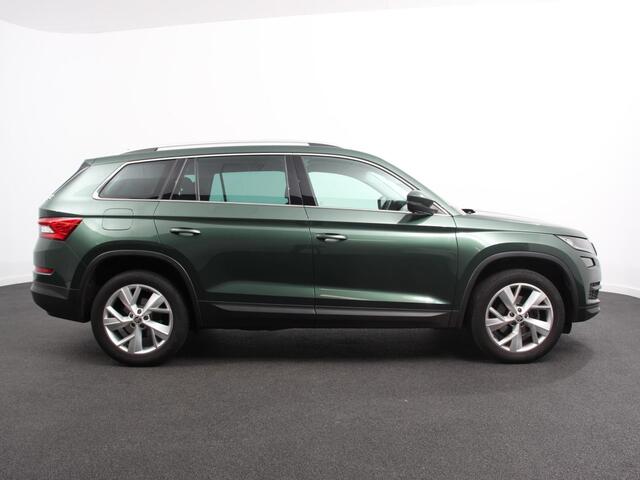 Skoda Kodiaq 1.5 TSI 150pk DSG Style 7p. | Navigatie | Apple Carplay/Android Auto | Adaptive Cruise Control | Parkeersensor achter | Stoel- en stuurverwarming | Ledverlichting | Getinte ramen | Climate Control Prijs Incl. BOVAG Garantie
