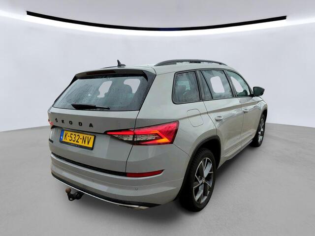 Skoda Kodiaq 1.5 TSI 150pk Sportline Business Trekhaak Panorama Navigatie Carplay Camera Stoelverwarming BR