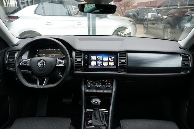 Skoda Kodiaq 1.5 TSI Black Edition 7p. + DEALER ONDERHOUDEN / PANO / DODEHOEK DETECTIE