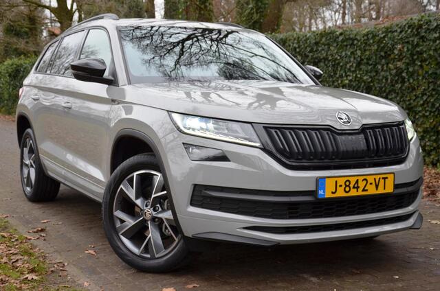 Skoda Kodiaq 1.5 TSI Sportline Business 7 Persoons Navi/Led/Ecc/Pdc/Stoel &Stuurverwarming/Achteruitrij-camera/Half-Leer/Privacy-Glass/Cruise control adaptief/Trekhaak-Afnb/Elektrisch Verstel bestuurdersstoel met geheugen/Virtual Cockpit