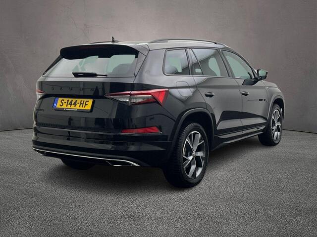 Skoda Kodiaq Sportline Business 7p. 1.5 TSI 150pk DSG Automaat Panoramadak, 3e zitrij, Cruise control, Navigatie, Elektrische achterklep, Achteruitrijcamera, LED matrix koplampen