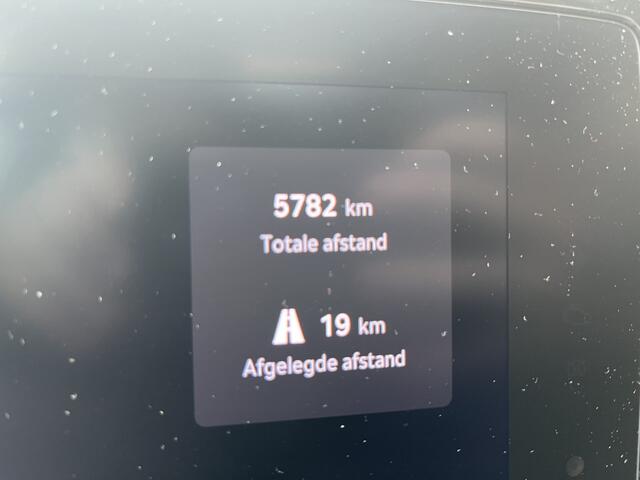 Skoda Kodiaq 1.5 TSI PHEV Business Edition / AUTOMAAT/ PANO/ FABRIEKSGARANTIE TM 8-2029/ TREKHAAK/ CAMERA/ PARK. SENSOREN/ MEMORY SEATS/ ELEK. ACHTERKLEP/ STOELVERWARM./ SMARTLINK/ ADAPT. CRUISE/ NAVI/ CLIMA/ DAB/ 18" LMV