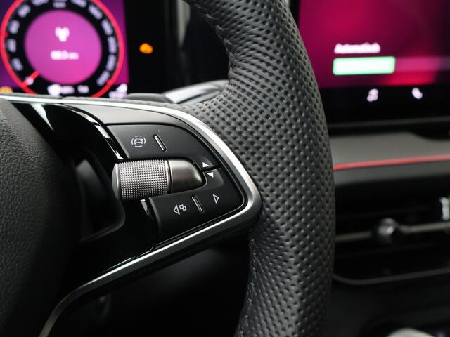 Skoda Kodiaq Sportline Business 1.5 TSI PHEV 204 PK | Panorama dak | all season banden |Trekhaak, wegklapbaar