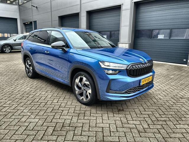 Skoda Kodiaq 1.5 TSI 204pk DSG PHEV Sportline Business · Panoramadak · Wegklapbare Trekhaak · Camera · Keyless · Dodehoek Detectie · Canton Audio · 19'' Inch · Garantie t/m 22-05-2029 of 100.000km