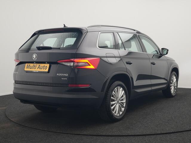 Skoda Kodiaq 2.0 TSI 4x4 Ambition 7 Persoons 180pk DSG Dealer O.H | Apple Carplay | Stoelverwarming | Navi Full Map | 19"L.M | DAB | Parkpilot | El. Achterklep |