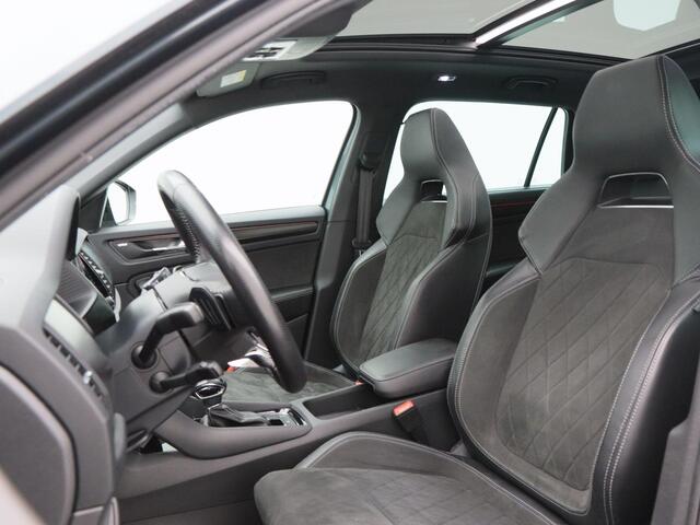 Skoda Kodiaq 1.5 TSi 150 Pk Sportline Business 7 Persoons | Trekhaak | Panoramadak | Elektrische Achterklep | CarPlay | Adaptive Cruise | Digital Cockpit | 117.561 Km!!