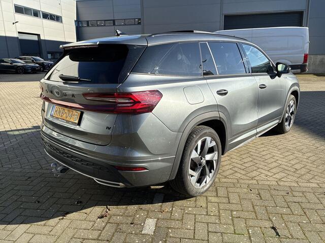 Skoda Kodiaq 1.5 TSI PHEV 204pk Sportline Business · Panoramadak · Camera · Trekhaak · Matrix LED · Canton Audio · Side Assist · Elek. Voorstoelen + Geheugen · Garantie t/m 14-05-2029 of 100.000km