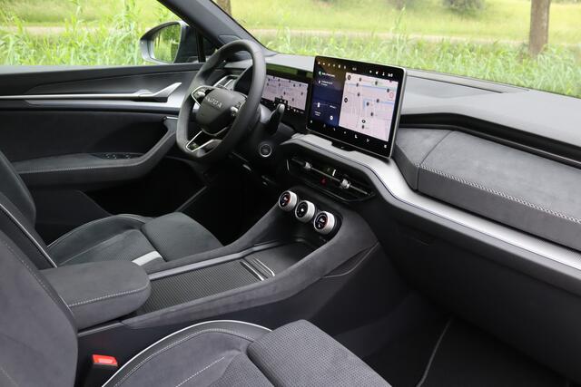 Skoda Kodiaq iV 1.5 TSI PHEV Sportline Pano/Matrix LED/ACC/Keyless/Camera/20"/Elek. stoel+mem/Trekhaak wegkl.