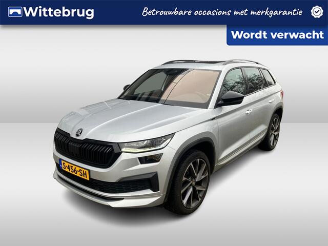Skoda Kodiaq 1.5 TSI Sportline Business 7p. / Digitaal dashboard / Pano / Zwenkbare trekhaak / Navigatie / App connect / Camera / Memory seat /