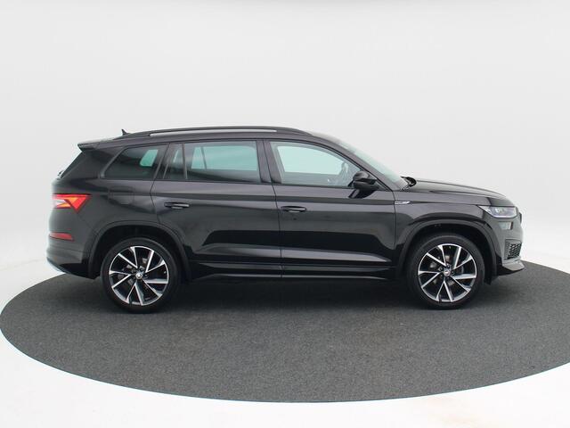 Skoda Kodiaq 1.5 TSi 150 Pk Sportline Business | Trekhaak | Stoelverwarming | CarPlay | Camera | Climatronic | 20 Inch | 98.431 Km !!