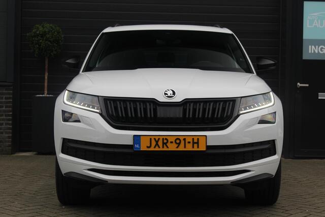 Skoda Kodiaq 2.0 TSI 4x4 Sportline Business | Panoramadak | Trekhaak | stuur en stoelverwarming | Bomvol