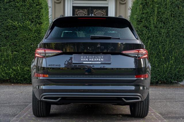 Skoda Kodiaq 2.0 TSI 4x4 Sportline Business TREKHAAK | PANO | ADAPTIVE | LEDER | CANTON | STOELVENTILATIE