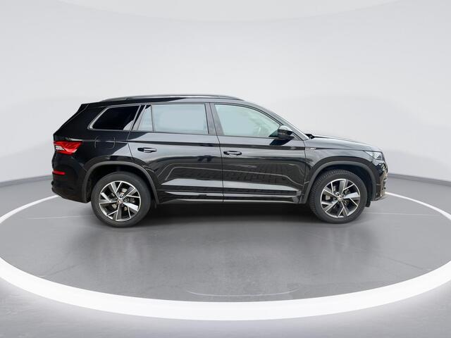 Skoda Kodiaq 1.5 TSI 150pk DSG Sportline · Camera · Panoramadak · Apple/Android Car Play · Elek Voorstoel · Wegklapbare Trekhaak · 19'' Inch ·