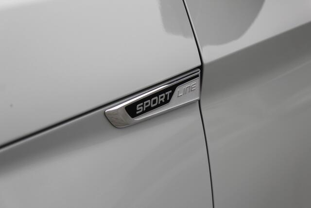 Skoda Kodiaq 1.5 TSI Sportline Business 7p. | Incl. 12 maanden garantie | Pano | Adaptive cruise | Zwarte hemel | Stoel/stuur verwarming | LED | Dodehoek detector | Lane assist | Schakelflippers | Navi | Apple Carplay | 19" LMV | Camera | PDC V+A | Virtual cockpit | B