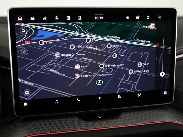 Skoda Kodiaq Sportline Business PHEV 1.5 TSI 204 pk | Trekhaak | Blind Spot | Adaptive Cruise | Stoelverwarming | Camera | Light & View