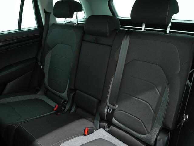 Skoda Kodiaq 1.5 TSI 150PK DSG BUSINESS EDITION | Trekhaak | Elektrische Achterklep