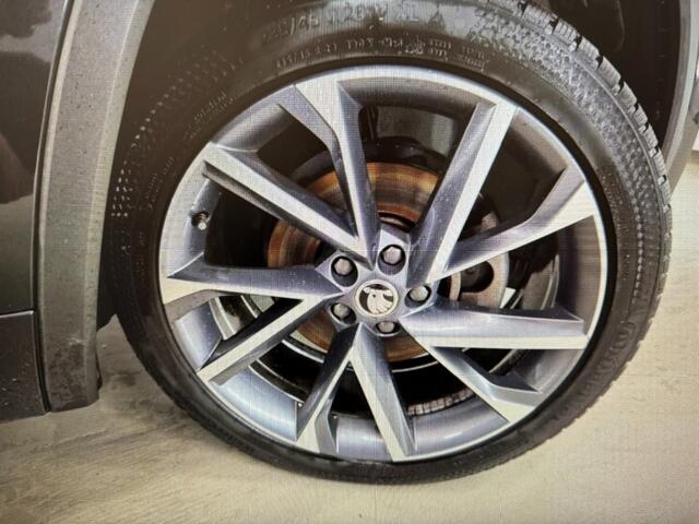 Skoda Kodiaq 1.5 TSI Sportline 7-pers,LED,Stoel/stuurverw,Trekhk,Memory,Virtual,Adapt Cruise,Lane Ass.,