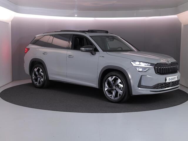 Skoda Kodiaq 1.5 TSI PHEV Sportline Business 204 pk Automaat (DSG) | Verlengde garantie | Navigatie | Panoramadak | Trekhaak (wegklapbaar) | Parkeersensoren | Achteruitrijcamera | Stoelverwarming v/a |