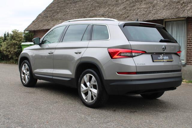 Skoda Kodiaq 1.4 TSI Style Business NAVI LED 360 TREKHAAK 150Pk 179000KM!!!