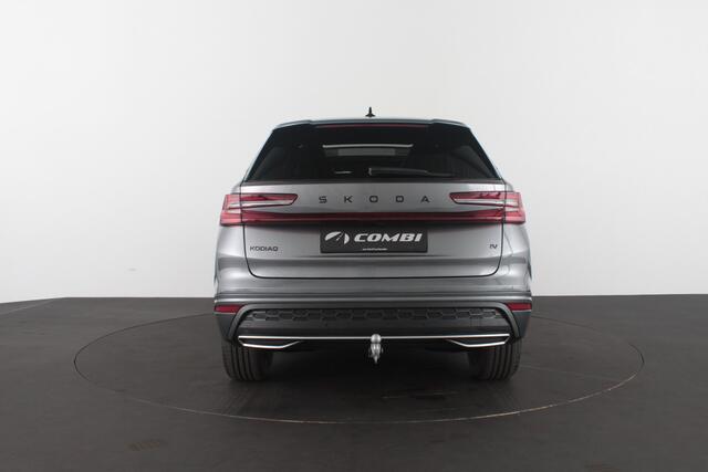 Skoda Kodiaq 1.5 TSI PHEV Sportline Business > Panorama/Trekhaak/Graphite Grey (nieuw)