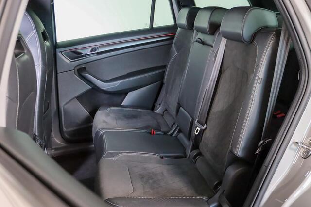 Skoda Kodiaq 1.5 TSI Sportline Business, 7-Persoons, Trekhaak, Stuurverwarming/Stoelverwarming, Memory