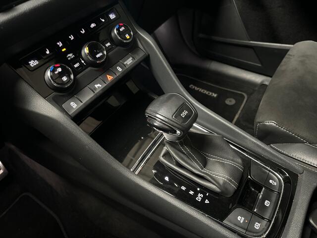 Skoda Kodiaq 1.5 TSI Sportline Business Aut- 7 Pers, Panoramadak, Carplay, Android Auto, Sfeerverlichting, Trekhaak