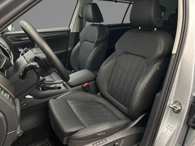 Skoda Kodiaq Business Edition Plus 1.5 TSI 150pk DSG Automaat Trekhaak, Lederen bekleding, Cruise control, Navigatie, 360 camera, Achteruitrijcamera, Verwarmde voorruit